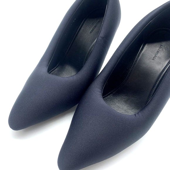 Balenciaga XL Pointed Toe Pump - Picture 4 of 9